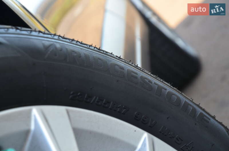 Внедорожник / Кроссовер Volkswagen Tiguan 2015 в Дрогобыче