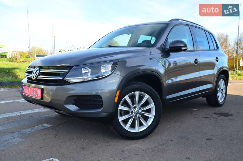 Внедорожник / Кроссовер Volkswagen Tiguan 2015 в Дрогобыче