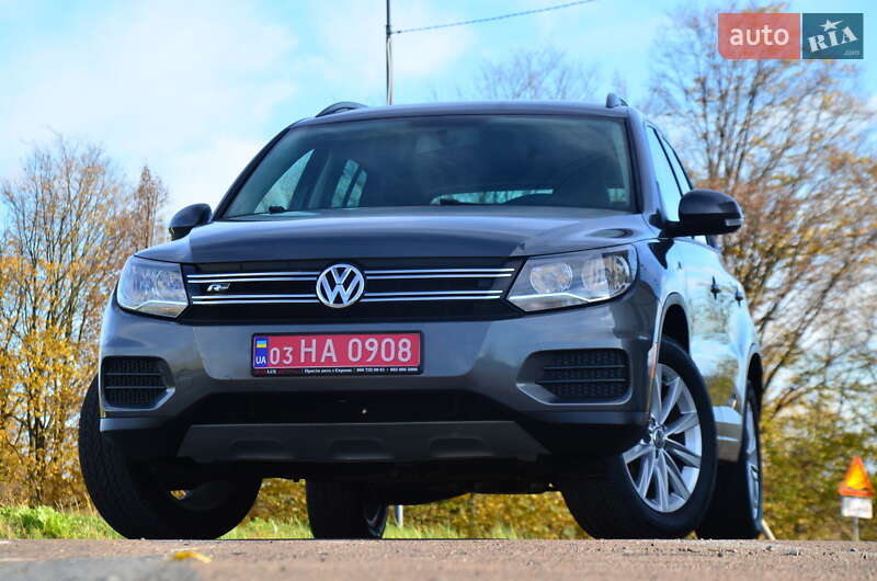 Внедорожник / Кроссовер Volkswagen Tiguan 2015 в Дрогобыче