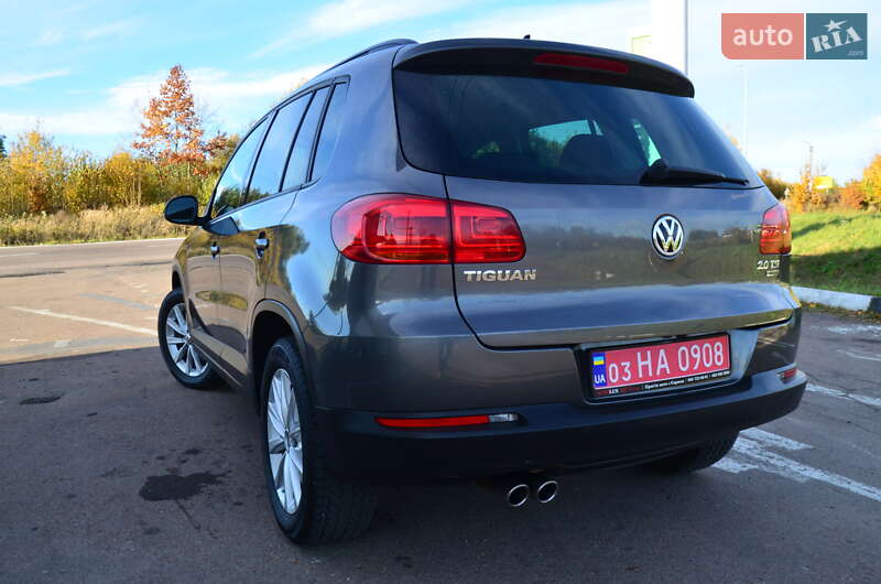 Внедорожник / Кроссовер Volkswagen Tiguan 2015 в Дрогобыче