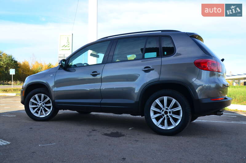 Внедорожник / Кроссовер Volkswagen Tiguan 2015 в Дрогобыче