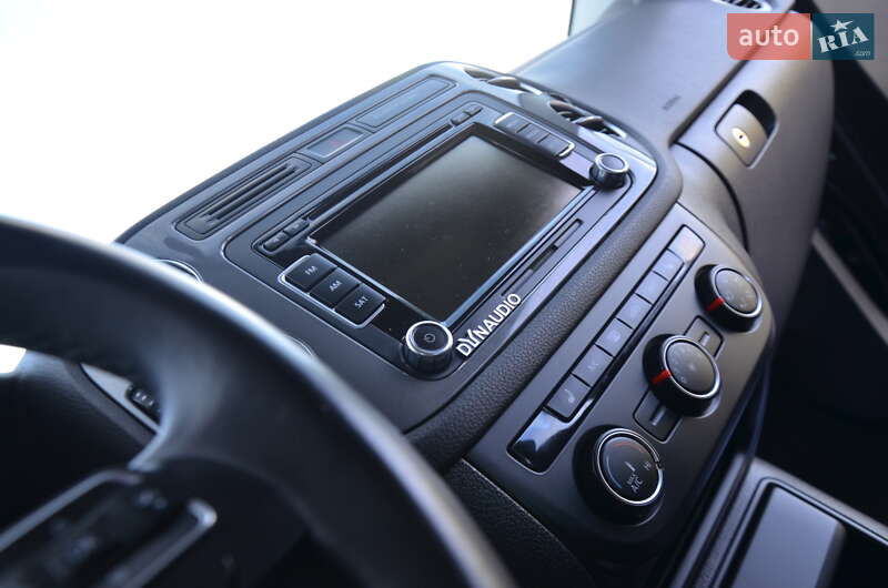 Внедорожник / Кроссовер Volkswagen Tiguan 2015 в Дрогобыче