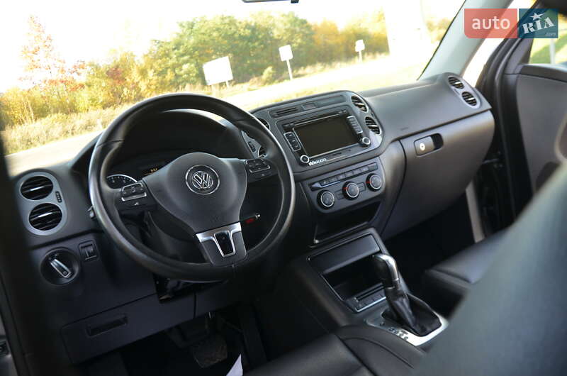 Внедорожник / Кроссовер Volkswagen Tiguan 2015 в Дрогобыче