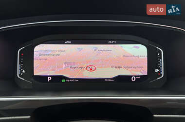 Внедорожник / Кроссовер Volkswagen Tiguan 2019 в 
