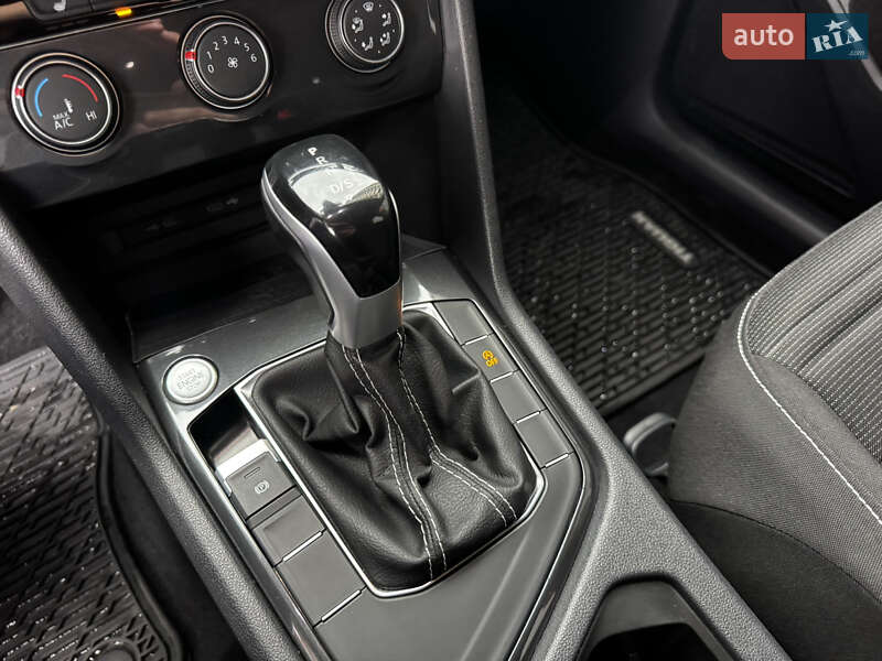 Внедорожник / Кроссовер Volkswagen Tiguan 2023 в Киеве