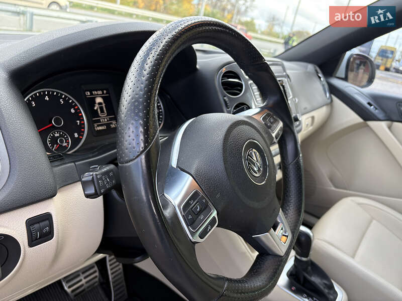 Позашляховик / Кросовер Volkswagen Tiguan 2015 в Рівному фото 39 Позашляховик / Кросовер Volkswagen Tiguan 2015 в Рівному