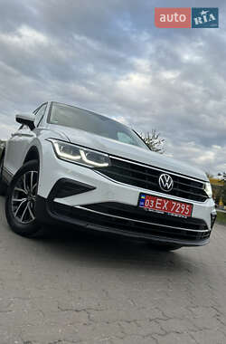 Позашляховик / Кросовер Volkswagen Tiguan 2021 в  фото 18 Позашляховик / Кросовер Volkswagen Tiguan 2021 в