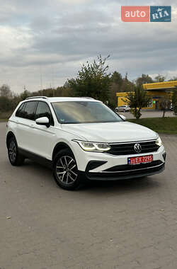 Позашляховик / Кросовер Volkswagen Tiguan 2021 в  фото 58 Позашляховик / Кросовер Volkswagen Tiguan 2021 в