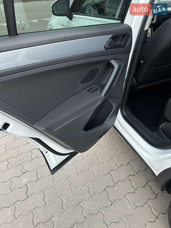 Внедорожник / Кроссовер Volkswagen Tiguan 2021 в Бродах фото 95 Внедорожник / Кроссовер Volkswagen Tiguan 2021 в Бродах