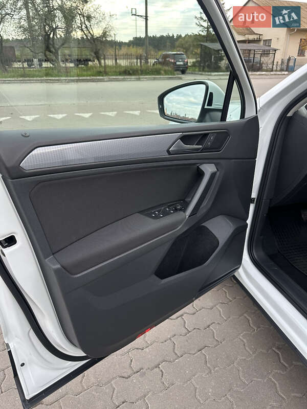 Внедорожник / Кроссовер Volkswagen Tiguan 2021 в Бродах фото 109 Внедорожник / Кроссовер Volkswagen Tiguan 2021 в Бродах