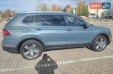 Позашляховик / Кросовер Volkswagen Tiguan 2020 в  фото 3 Позашляховик / Кросовер Volkswagen Tiguan 2020 в