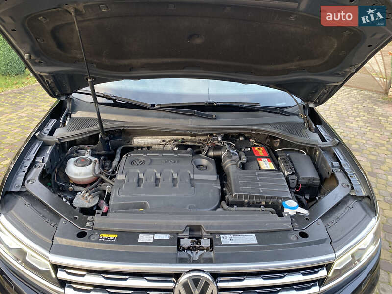 Внедорожник / Кроссовер Volkswagen Tiguan 2018 в Черновцах