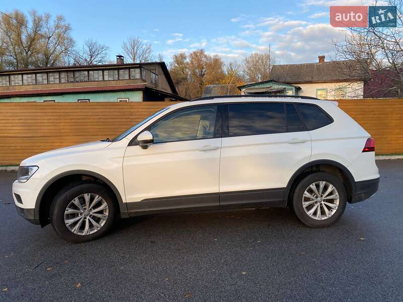 Внедорожник / Кроссовер Volkswagen Tiguan 2018 в Чернигове