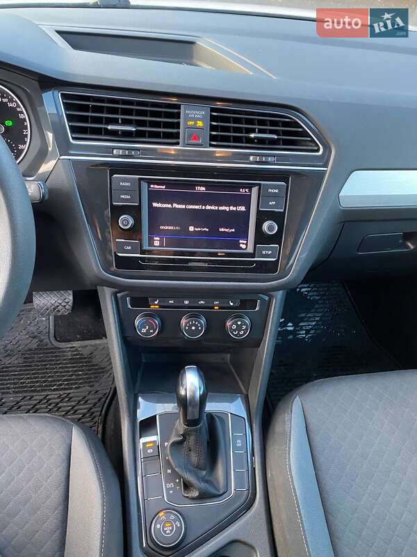 Внедорожник / Кроссовер Volkswagen Tiguan 2018 в Чернигове