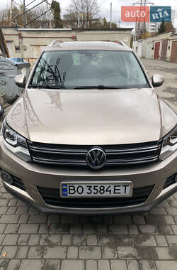 Позашляховик / Кросовер Volkswagen Tiguan 2015 в Тернополі