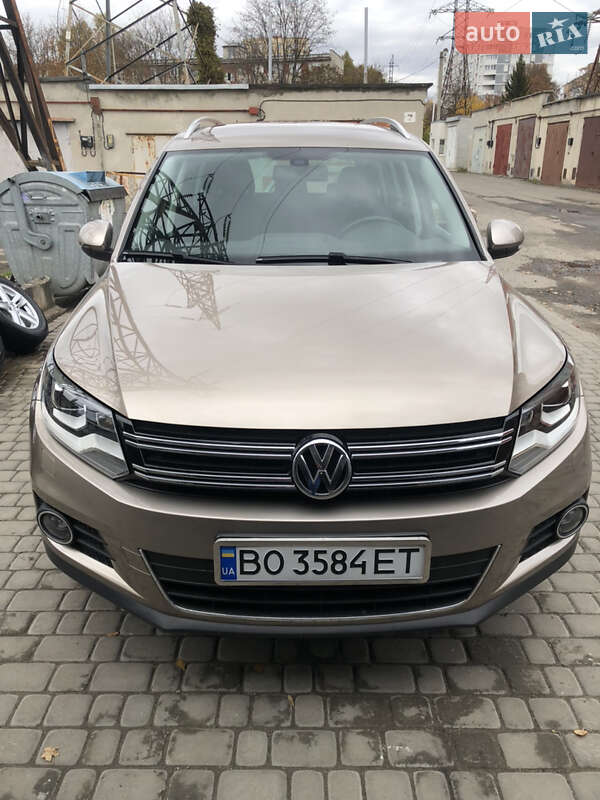 Volkswagen Tiguan 2015