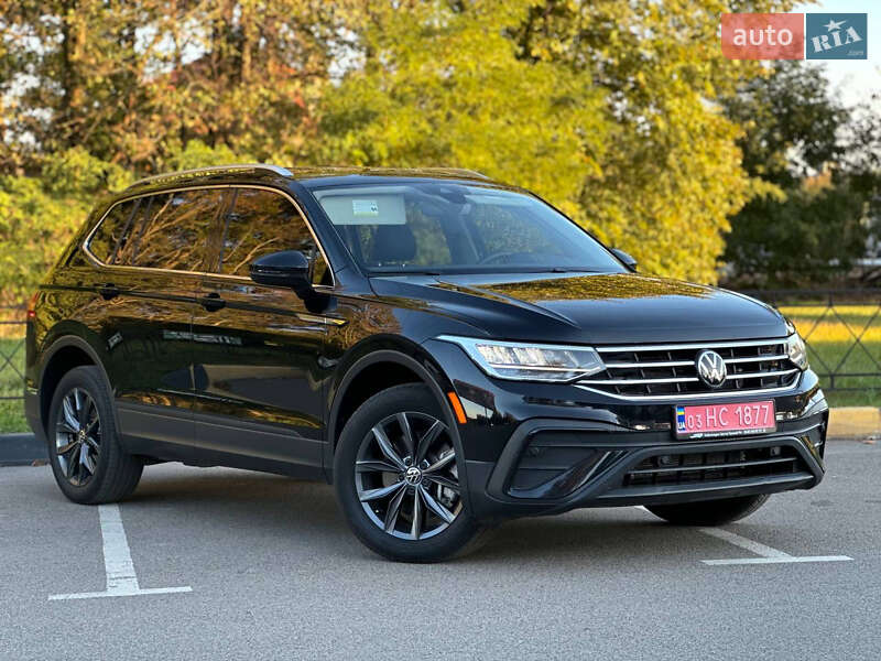 Позашляховик / Кросовер Volkswagen Tiguan 2023 в Києві