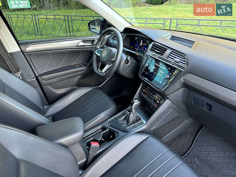 Позашляховик / Кросовер Volkswagen Tiguan 2023 в Києві