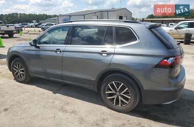Внедорожник / Кроссовер Volkswagen Tiguan 2019 в 