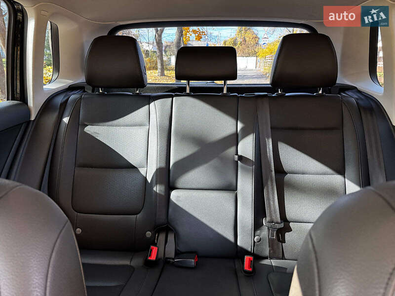 Внедорожник / Кроссовер Volkswagen Tiguan 2012 в Киеве