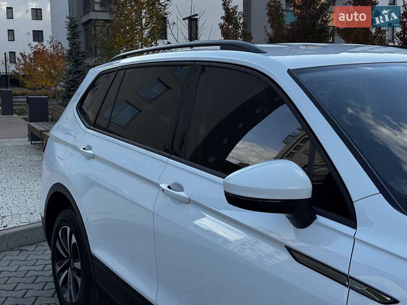 Позашляховик / Кросовер Volkswagen Tiguan 2022 в Івано-Франківську