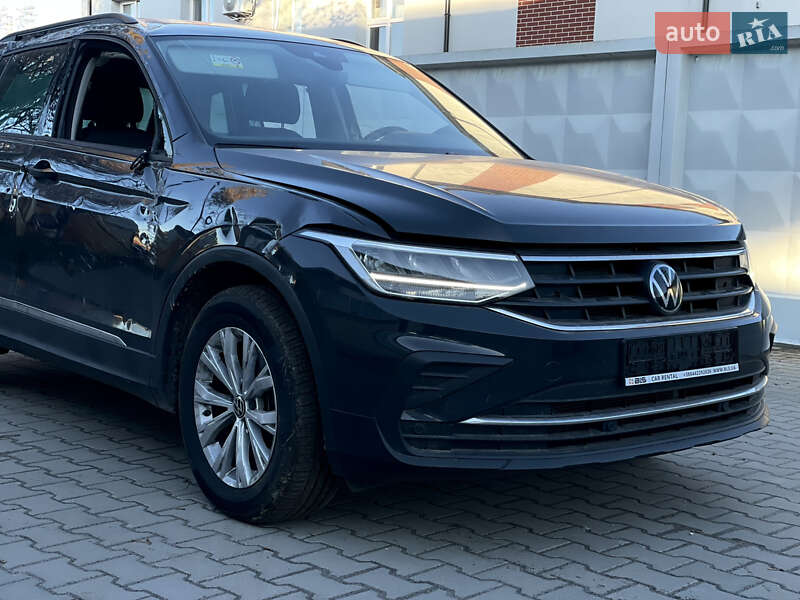 Внедорожник / Кроссовер Volkswagen Tiguan 2023 в Львове