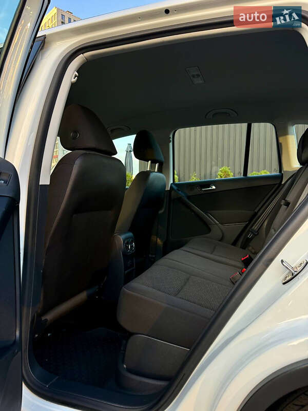 Внедорожник / Кроссовер Volkswagen Tiguan 2016 в Киеве фото 36 Внедорожник / Кроссовер Volkswagen Tiguan 2016 в Киеве