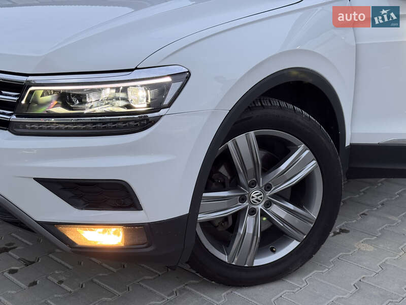 Внедорожник / Кроссовер Volkswagen Tiguan 2018 в Тернополе