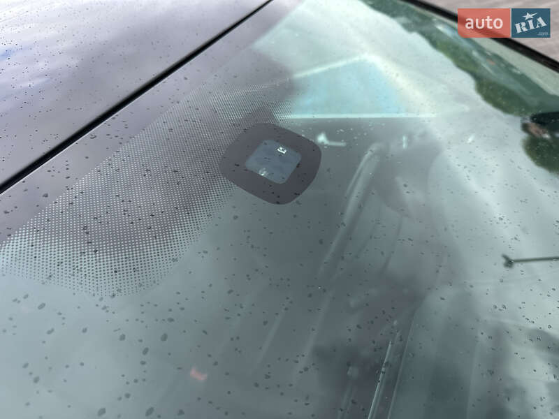 Внедорожник / Кроссовер Volkswagen Tiguan 2017 в Луцке