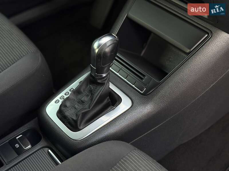 Позашляховик / Кросовер Volkswagen Tiguan 2012 в Запоріжжі