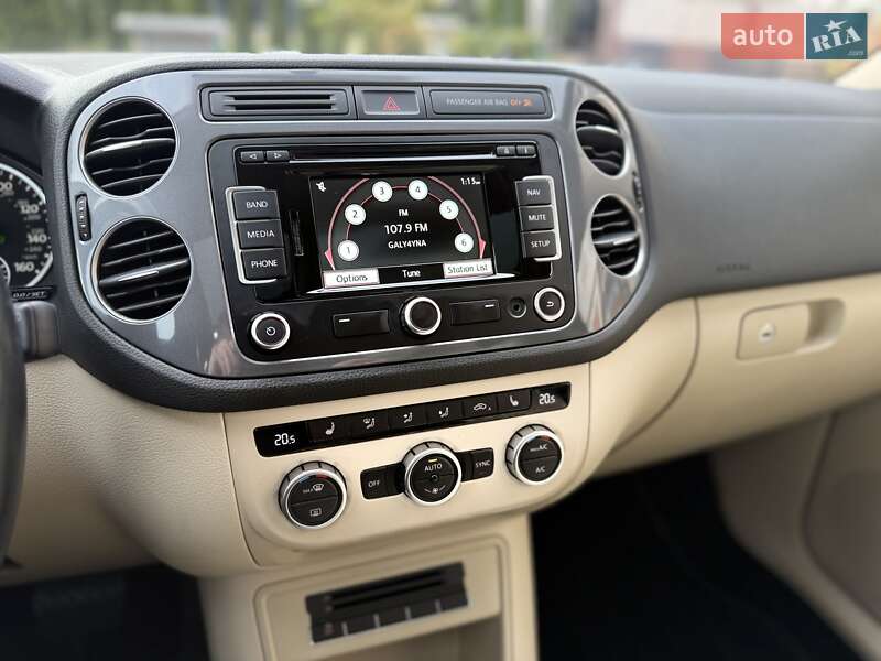 Позашляховик / Кросовер Volkswagen Tiguan 2014 в Стрию