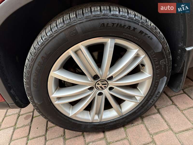 Позашляховик / Кросовер Volkswagen Tiguan 2014 в Стрию