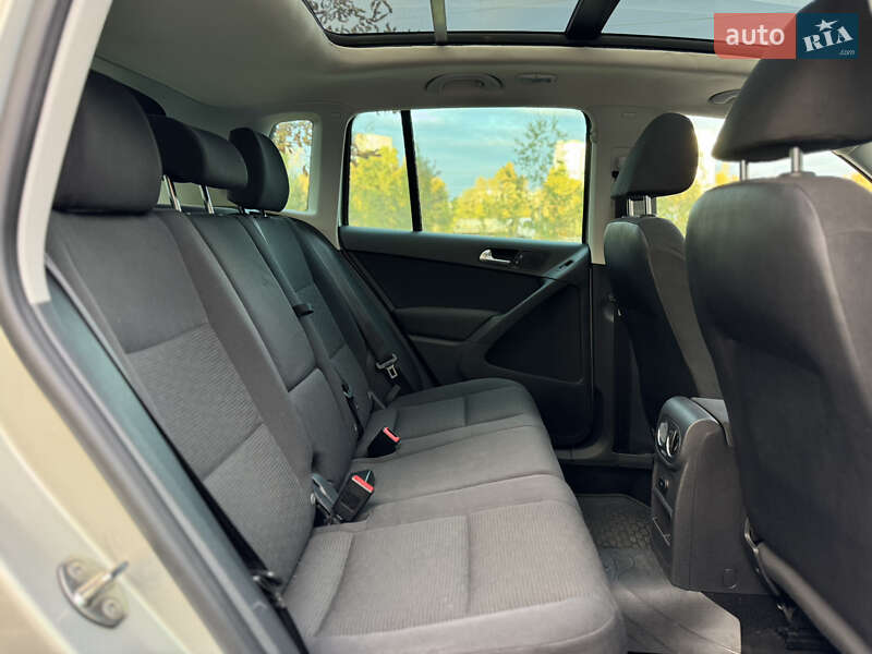 Позашляховик / Кросовер Volkswagen Tiguan 2012 в Києві