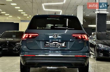 Внедорожник / Кроссовер Volkswagen Tiguan 2020 в 