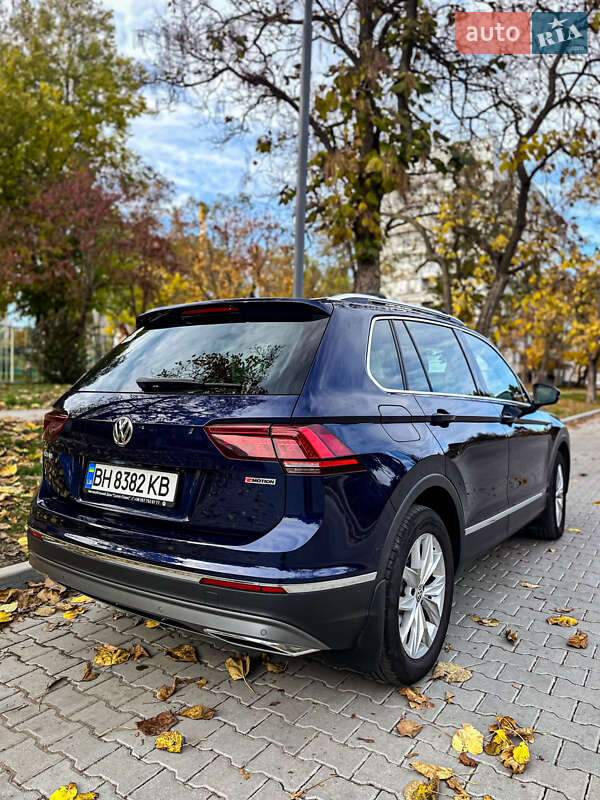 Внедорожник / Кроссовер Volkswagen Tiguan 2019 в Одессе