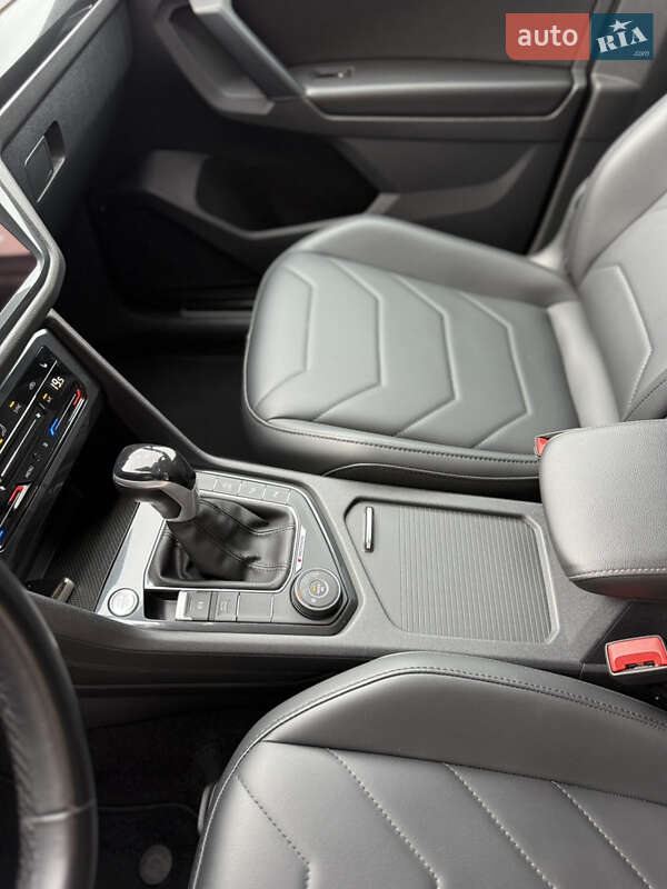 Позашляховик / Кросовер Volkswagen Tiguan 2021 в Львові фото 32 Позашляховик / Кросовер Volkswagen Tiguan 2021 в Львові
