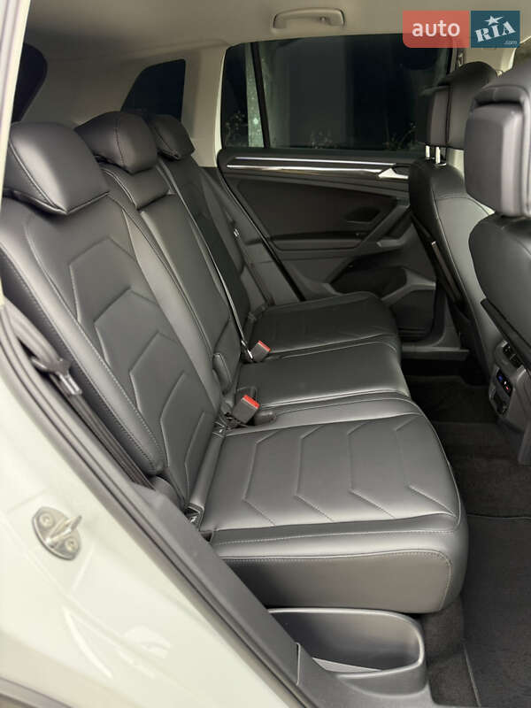 Позашляховик / Кросовер Volkswagen Tiguan 2021 в Львові фото 49 Позашляховик / Кросовер Volkswagen Tiguan 2021 в Львові