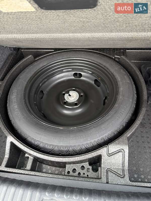 Внедорожник / Кроссовер Volkswagen Tiguan 2013 в Львове