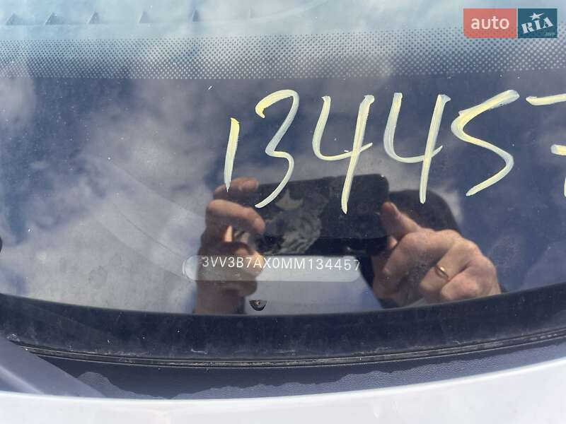 Позашляховик / Кросовер Volkswagen Tiguan 2021 в Львові