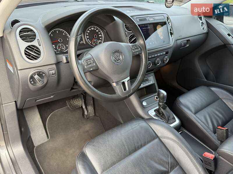 Внедорожник / Кроссовер Volkswagen Tiguan 2015 в Борисполе фото 41 Внедорожник / Кроссовер Volkswagen Tiguan 2015 в Борисполе