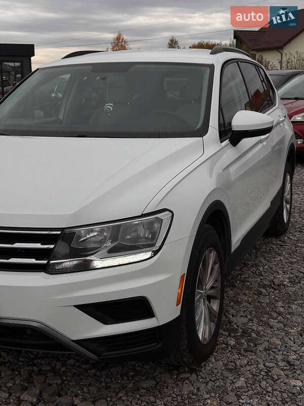 Позашляховик / Кросовер Volkswagen Tiguan 2018 в Львові