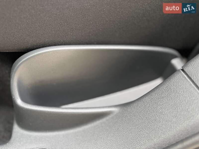 Позашляховик / Кросовер Volkswagen Tiguan 2021 в Києві фото 40 Позашляховик / Кросовер Volkswagen Tiguan 2021 в Києві