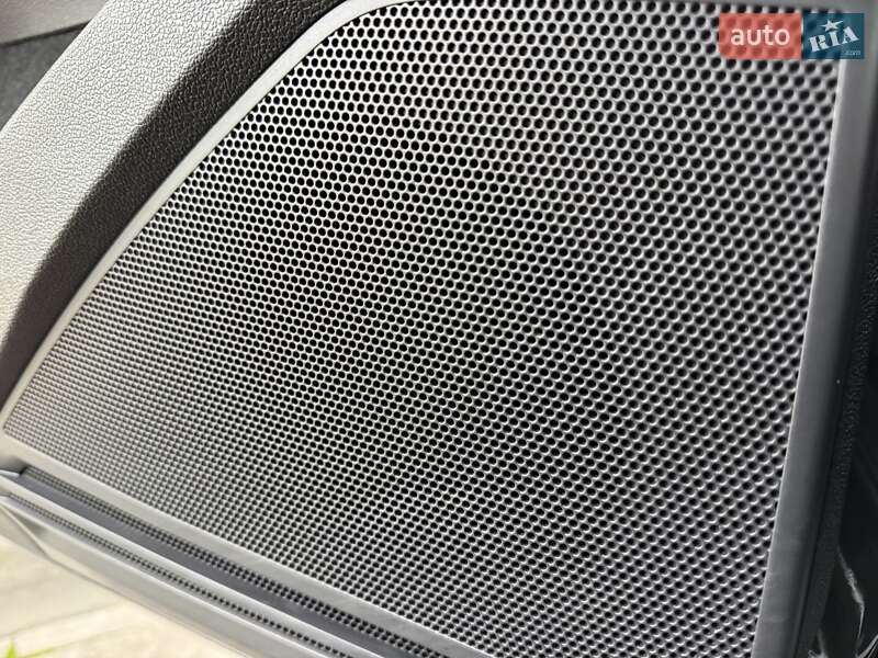 Позашляховик / Кросовер Volkswagen Tiguan 2021 в Києві фото 44 Позашляховик / Кросовер Volkswagen Tiguan 2021 в Києві