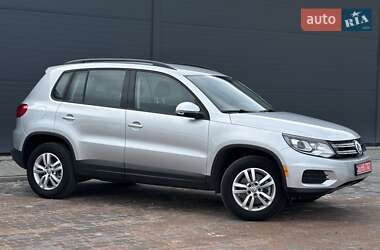Внедорожник / Кроссовер Volkswagen Tiguan 2016 в Житомире