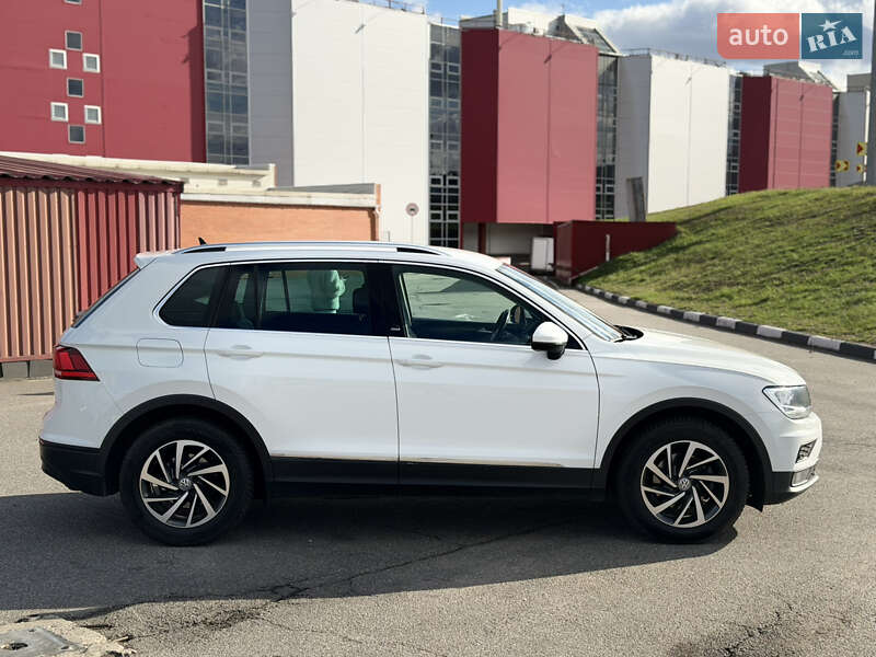 Внедорожник / Кроссовер Volkswagen Tiguan 2017 в Киеве фото 4 Внедорожник / Кроссовер Volkswagen Tiguan 2017 в Киеве