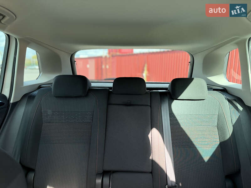 Внедорожник / Кроссовер Volkswagen Tiguan 2017 в Киеве фото 21 Внедорожник / Кроссовер Volkswagen Tiguan 2017 в Киеве