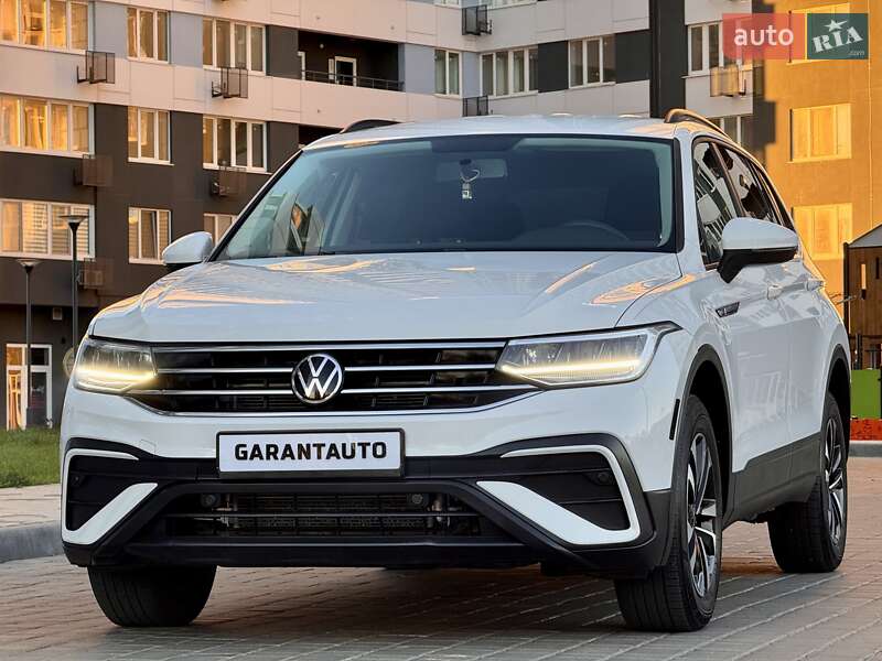 Позашляховик / Кросовер Volkswagen Tiguan 2022 в Одесі