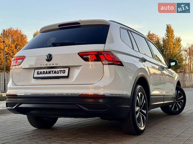 Позашляховик / Кросовер Volkswagen Tiguan 2022 в Одесі