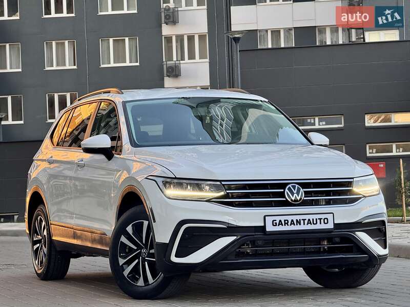 Позашляховик / Кросовер Volkswagen Tiguan 2022 в Одесі