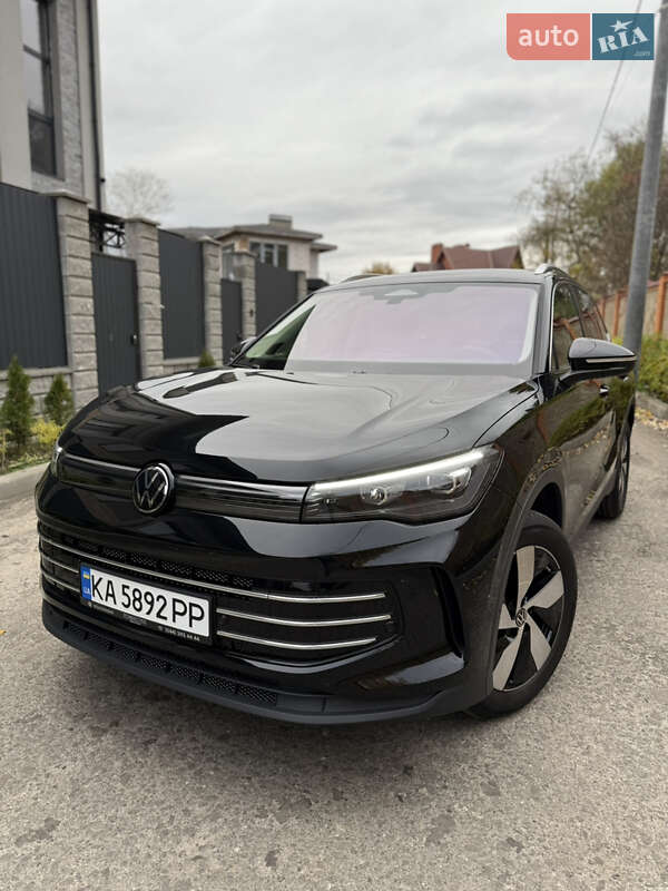Volkswagen Tiguan 2025